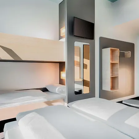 Nuernberg-west Hotel 3*