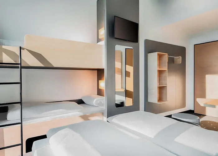 Nuernberg-west Hotel 3*